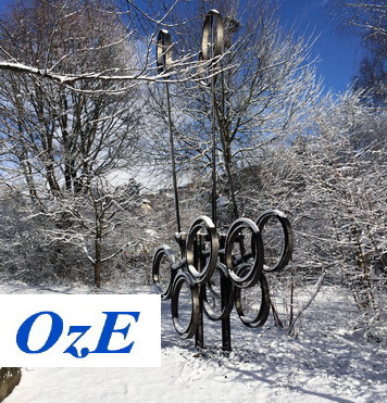 Skulptur des Künstlers Werner Witschi am OzE Bolligen Skulptur Oze Winter2021